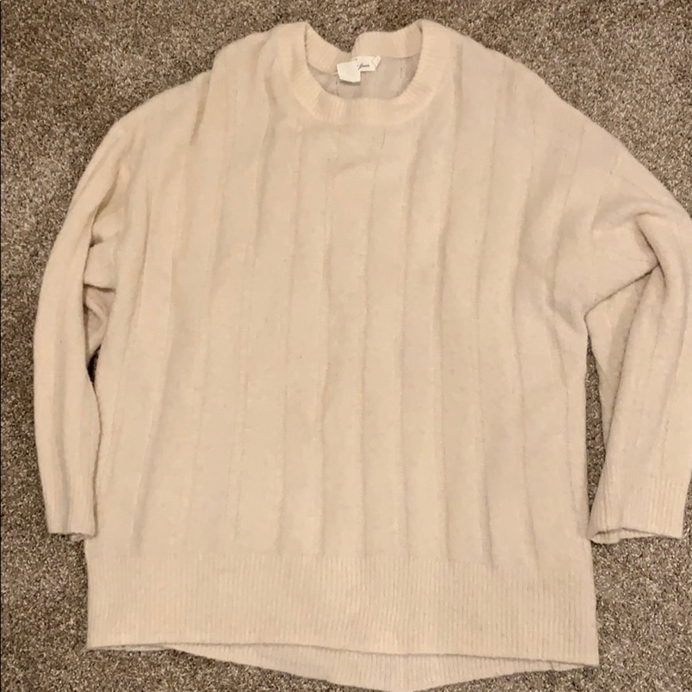 Sweater - Picture 1 of 1